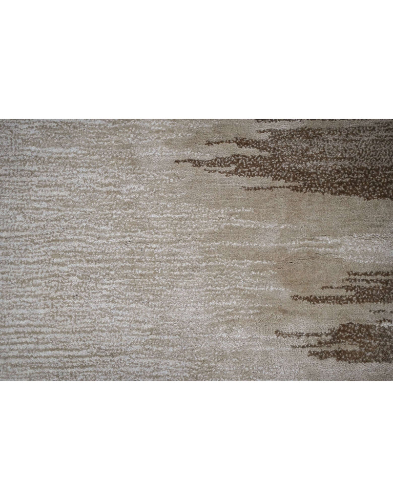 D U N E luxury modern rug by Cherom, a plush beige and grey contemporary rug for sophisticated spaces.