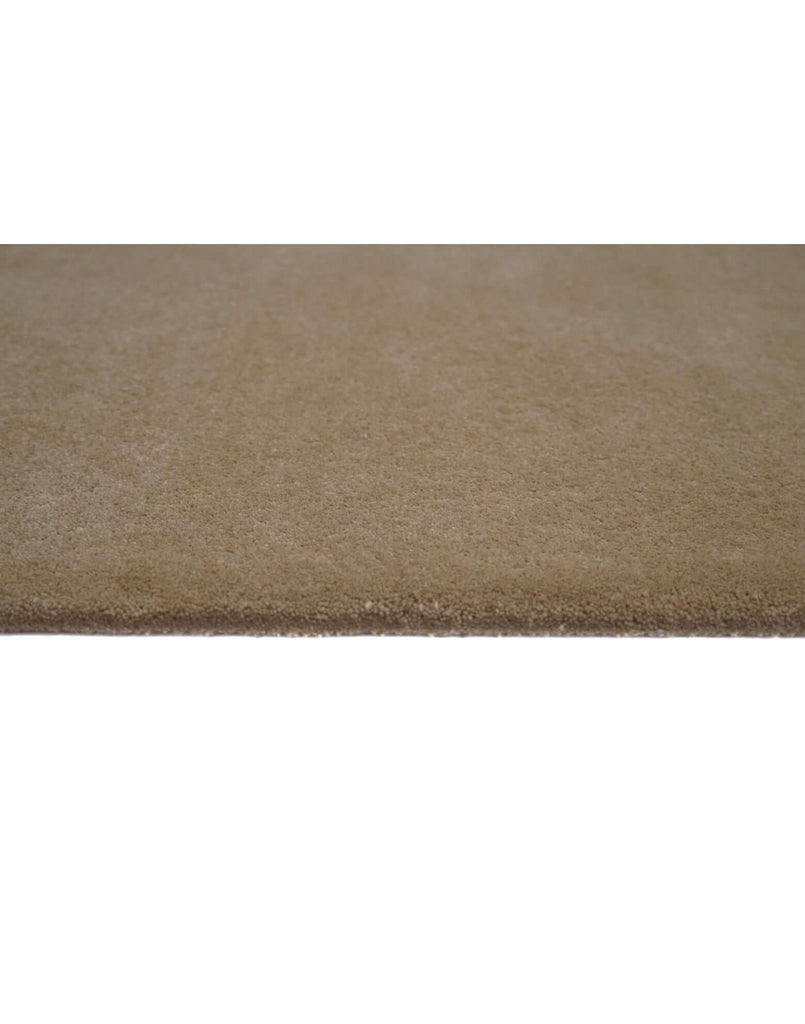 I C O N - L A T T E rug detail showing plush texture and high-quality New Zealand wool craftsmanship.