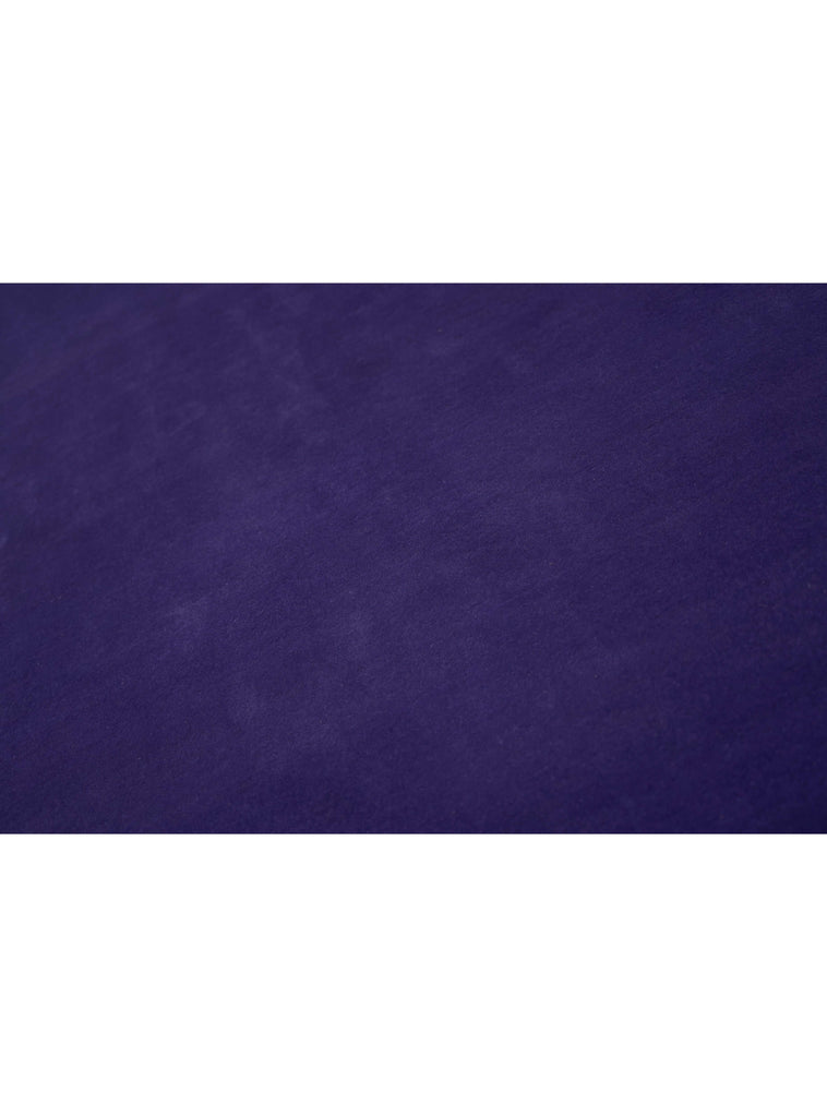 I C O N - P U R P L E luxury modern rug by Cherom. Soft purple surface showcasing a high-quality New Zealand wool finish.